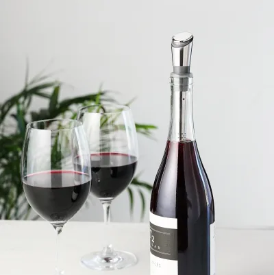 Filter-Weinausgießer