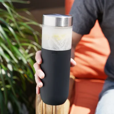FREEZE™ Bottle w czarnym